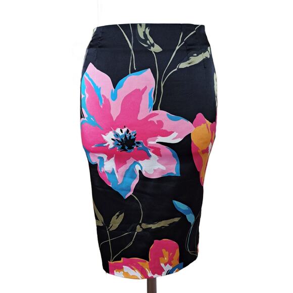 DOLCE  & GABBANA D&G Black Floral Print Satin Pencil Skirt IT 42 Small - Picture 2 of 10